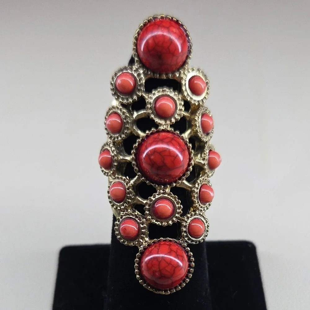 Boho Red Faux Coral Stone Statement Ring Gold Tone Textured Shield Size 7